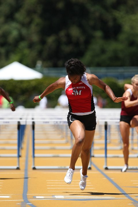 2010 NCS MOC-159.JPG - 2010 North Coast Section Meet of Champions, May 29, Edwards Stadium, Berkeley, CA.